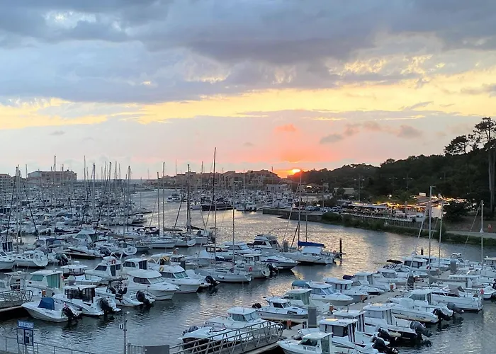 Chaleureux 6 Pers Pres Avec Parking Et Wifi - Fr-1-239-1114 아파트